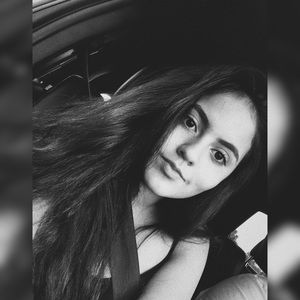 Meet your Posher, Jade